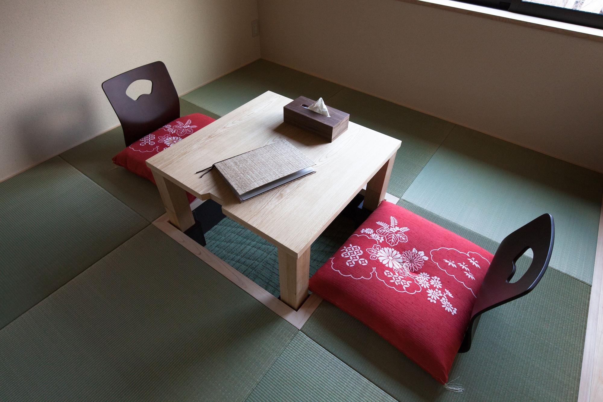 Kyoto Guest Inn Nagaokakyo Exterior photo